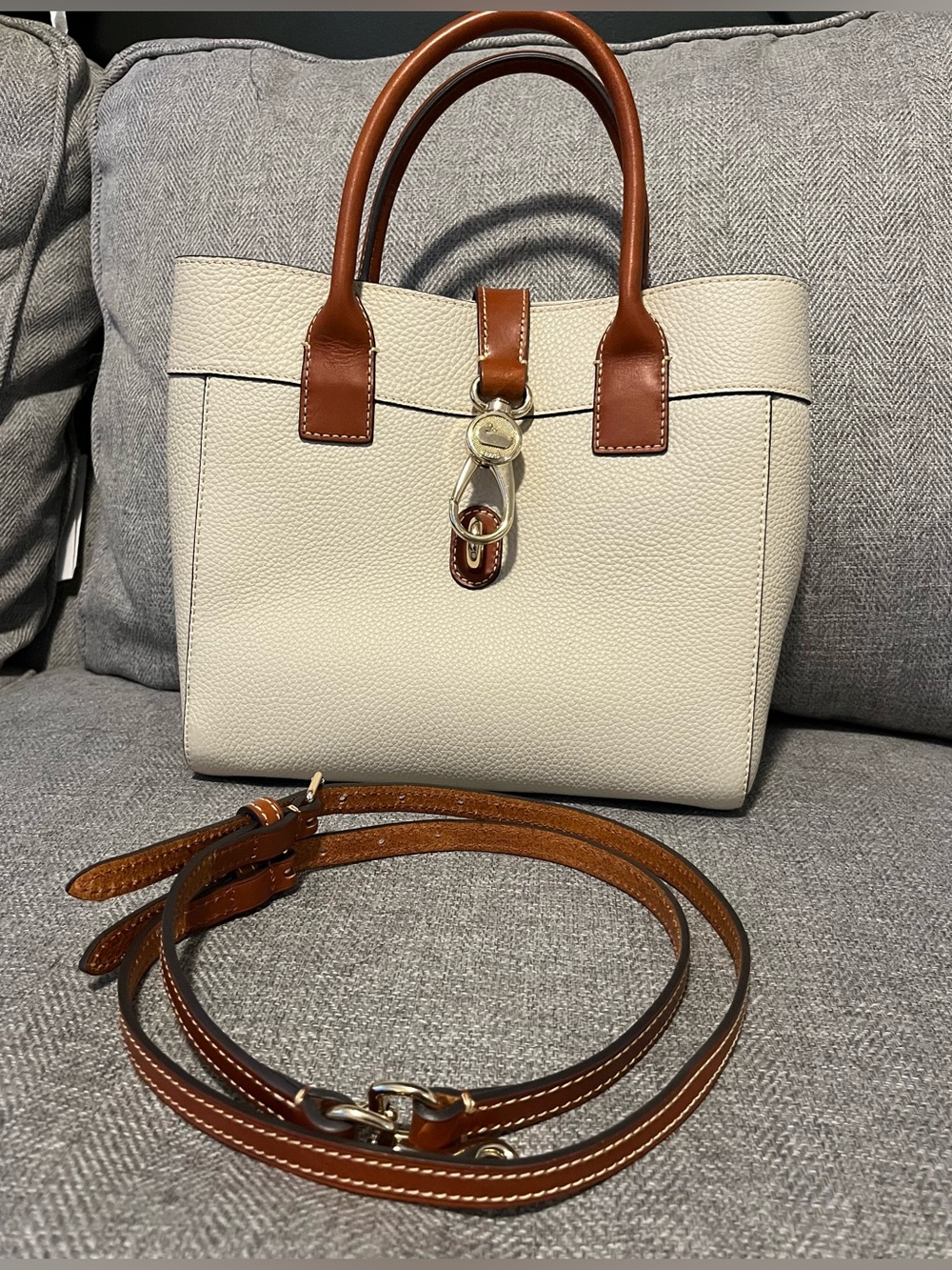 Dooney & Bourke Cara pebble grain tote Bone